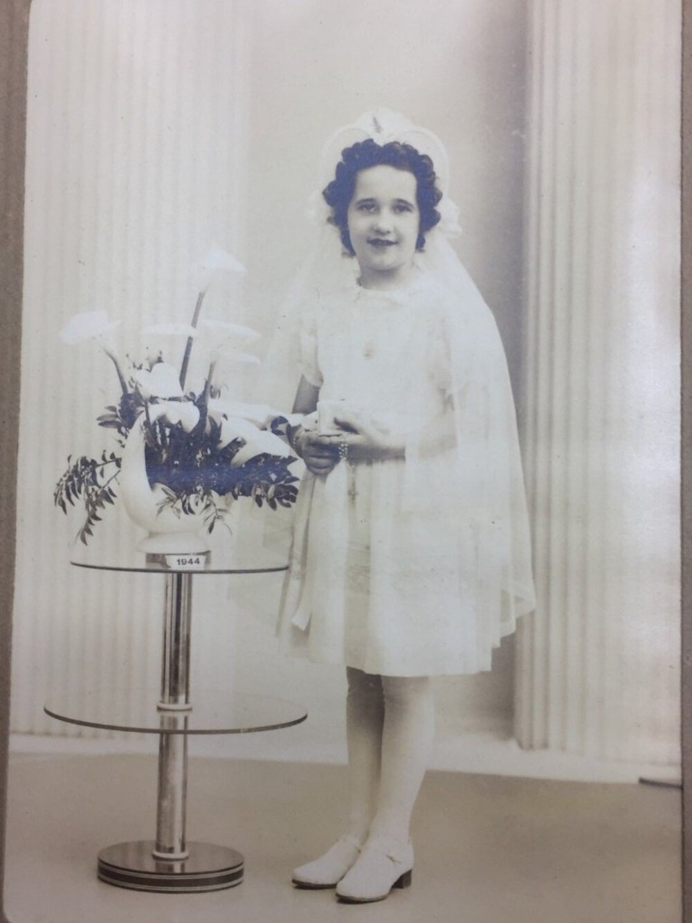 Vintage Cabinet Photo Young Girl Communion 1944 25241